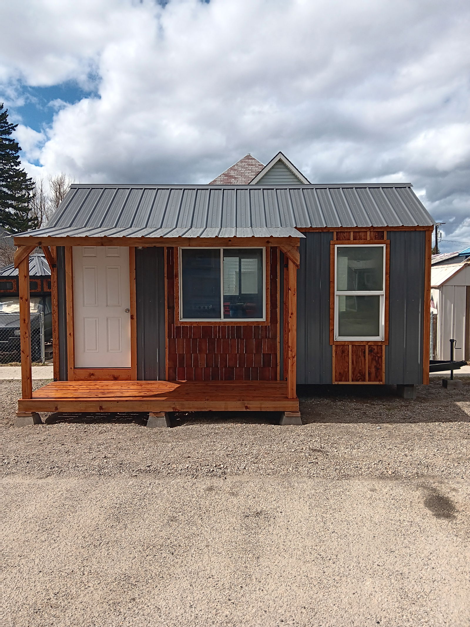 The "Rocky Mountain Backcountry II " - 1 bed, 1 bath, 218 sqft in Deer Lodge , Montana