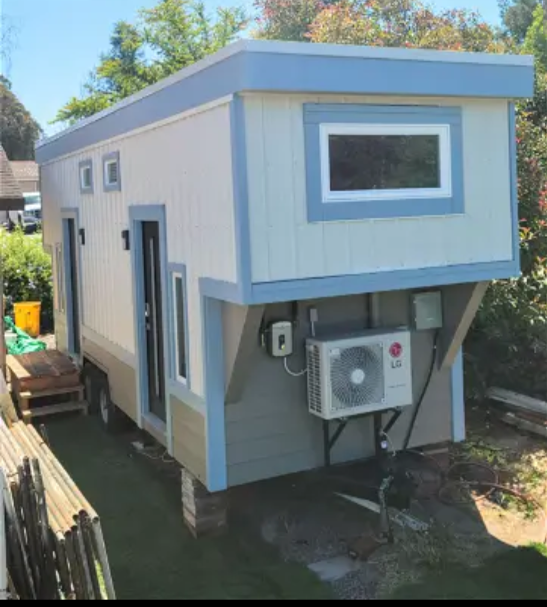 Custom tiny home ready for move in! - 1 bed, 1 bath, 250 sqft in Battle Mountain , Nevada