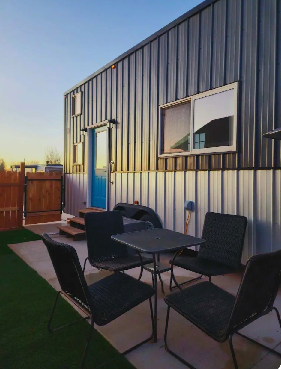 🏠 2016 Custom-Built Tiny House on Wheels – Ready to Relocate! 🚚 - 2 bed, 1 bath, 200 sqft in Hildale , Utah