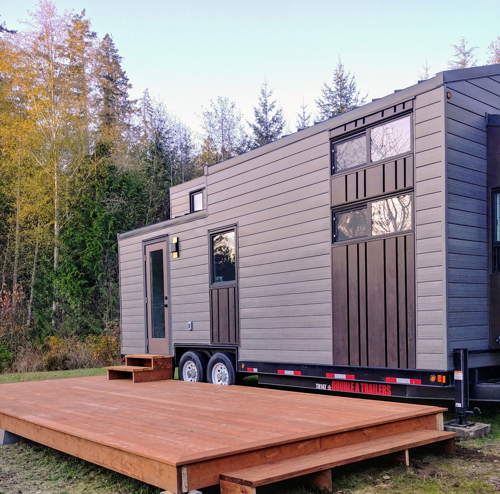 2018 Coastal Escape built by Sunshine Tiny Homes - 0 bed, 1 bath, 267 sqft in Powell River, British Columbia
