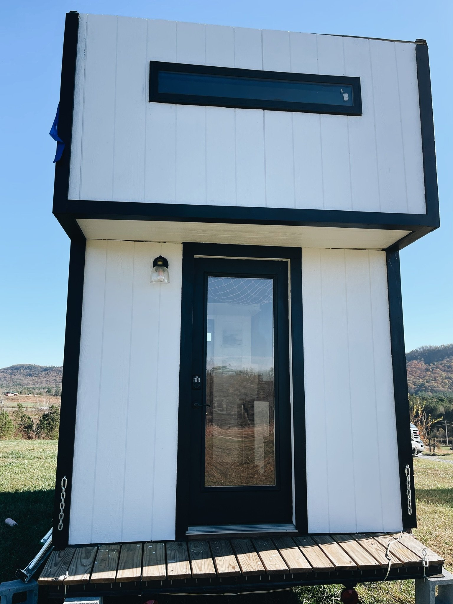 Farm Style Tiny House  - 2 bed, 1 bath, 219 sqft in Trion , Georgia