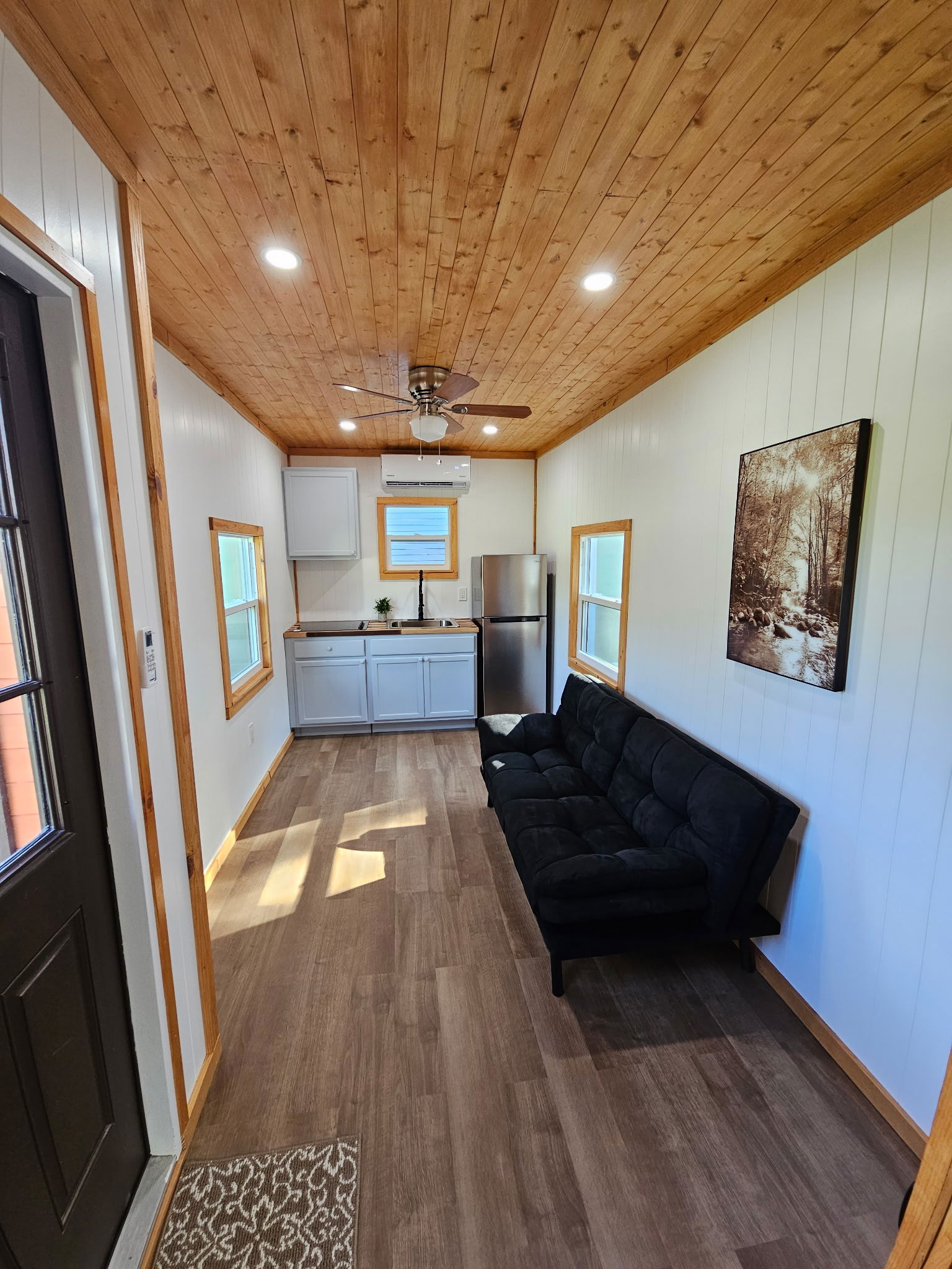 Brand-New 28-Foot Tiny Home – Spacious Layout & High-End Finishes - 1 bed, 1 bath, 224 sqft in Jacksonville, Florida