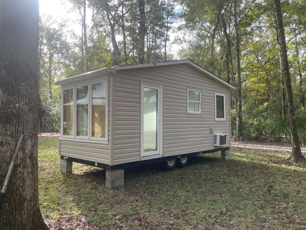 Modern Tiny Home with Wall-to-Wall Windows! - 1 bed, 0 bath, 180 sqft in Monticello, Florida