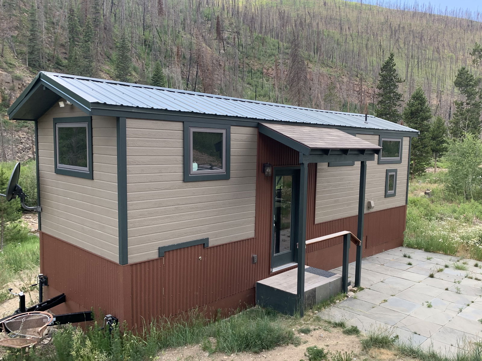 Well-built and designed Tiny House in Colorado - 1 bed, 1 bath, 350 sqft in Granby, Colorado
