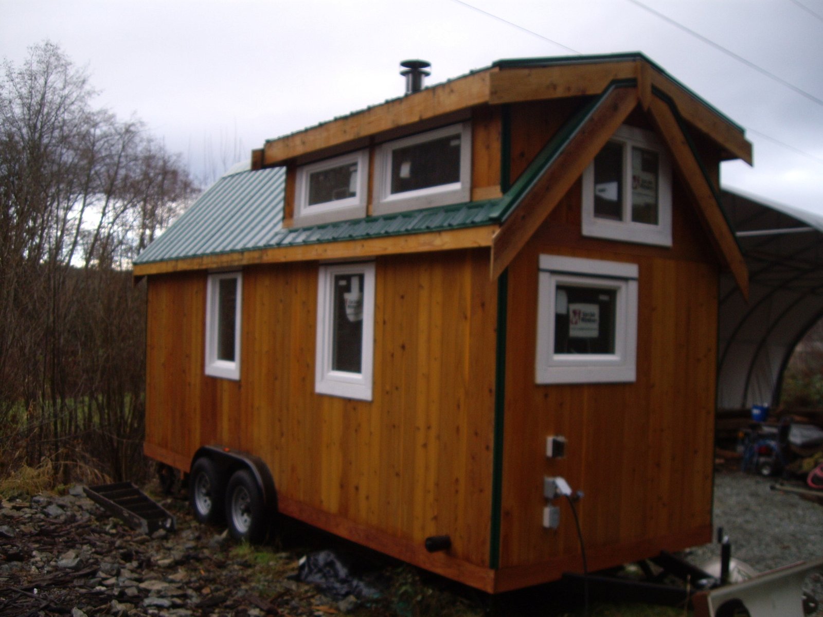 20' Elm no porch with gabled roof - 1 bed, 1 bath, 162 sqft in Victoria, British Columbia