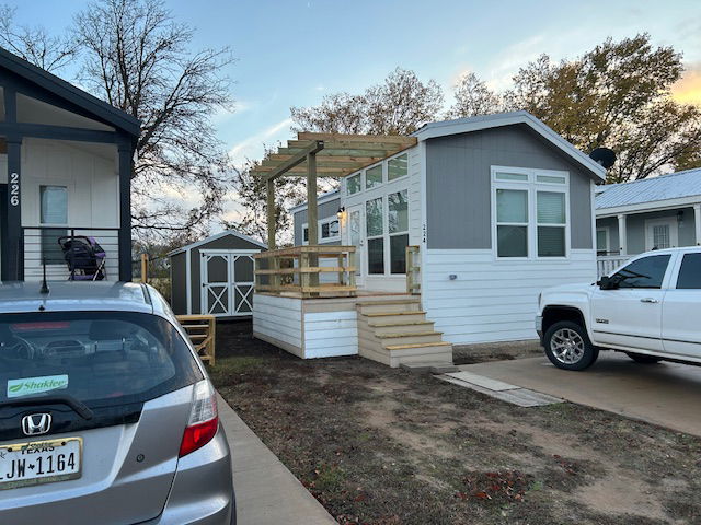 Like New Comfortable Tiny Home