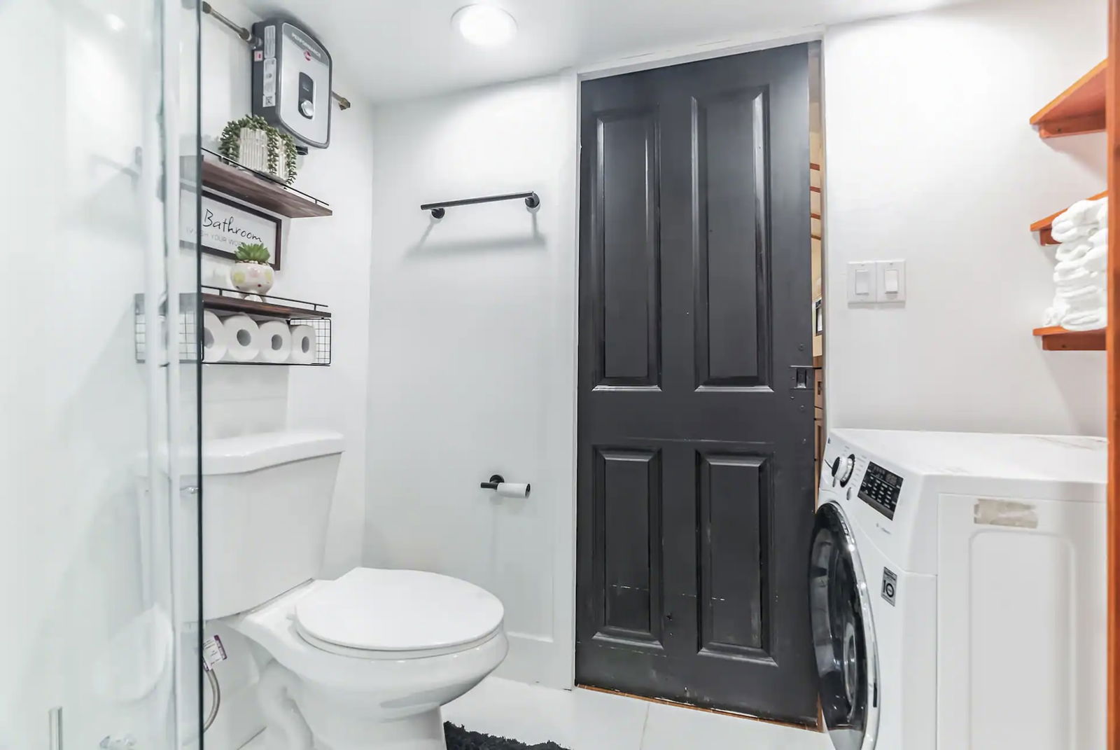 Tiny home, Hiking, and Waterfalls  - 1 bed, 1 bath, 239 sqft in Altamont, Tennessee