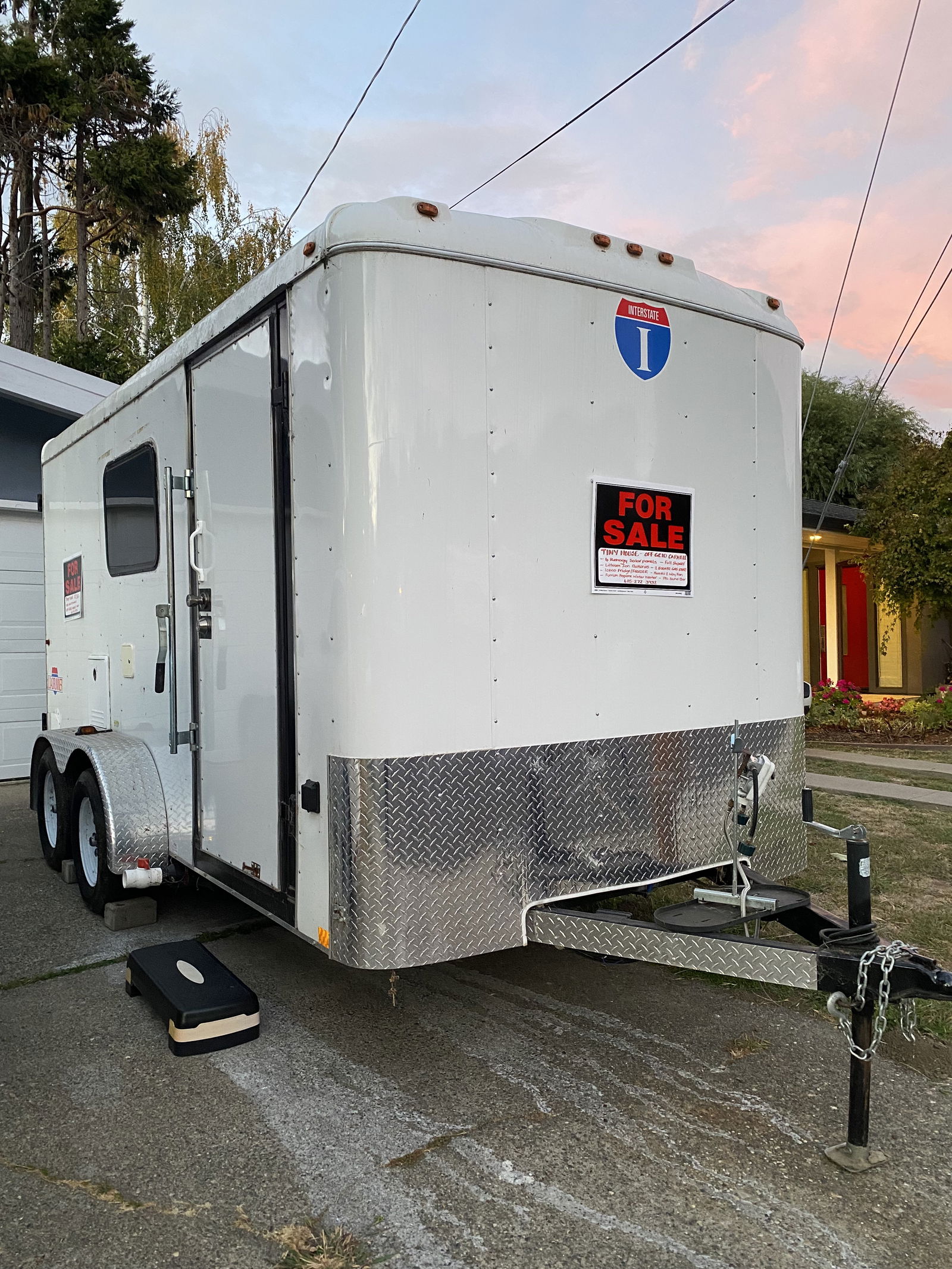 Cozy, off grid capable tiny house on wheels - 0 bed, 1 bath, 98 sqft in Mill Valley, California