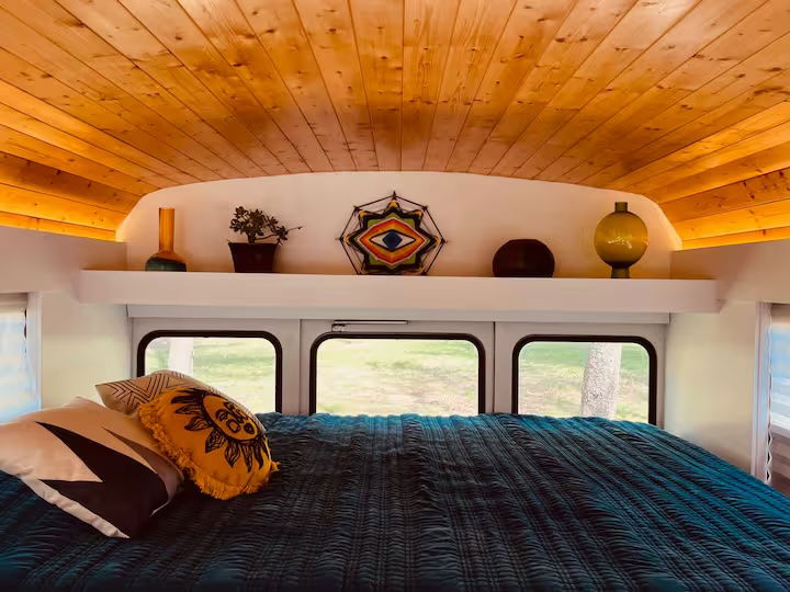 For Sale: Our Beautifully Renovated 1997 Ford E-350 Skoolie “Layla”  - 1 bed, 1 bath, 200 sqft in Lexington, Kentucky