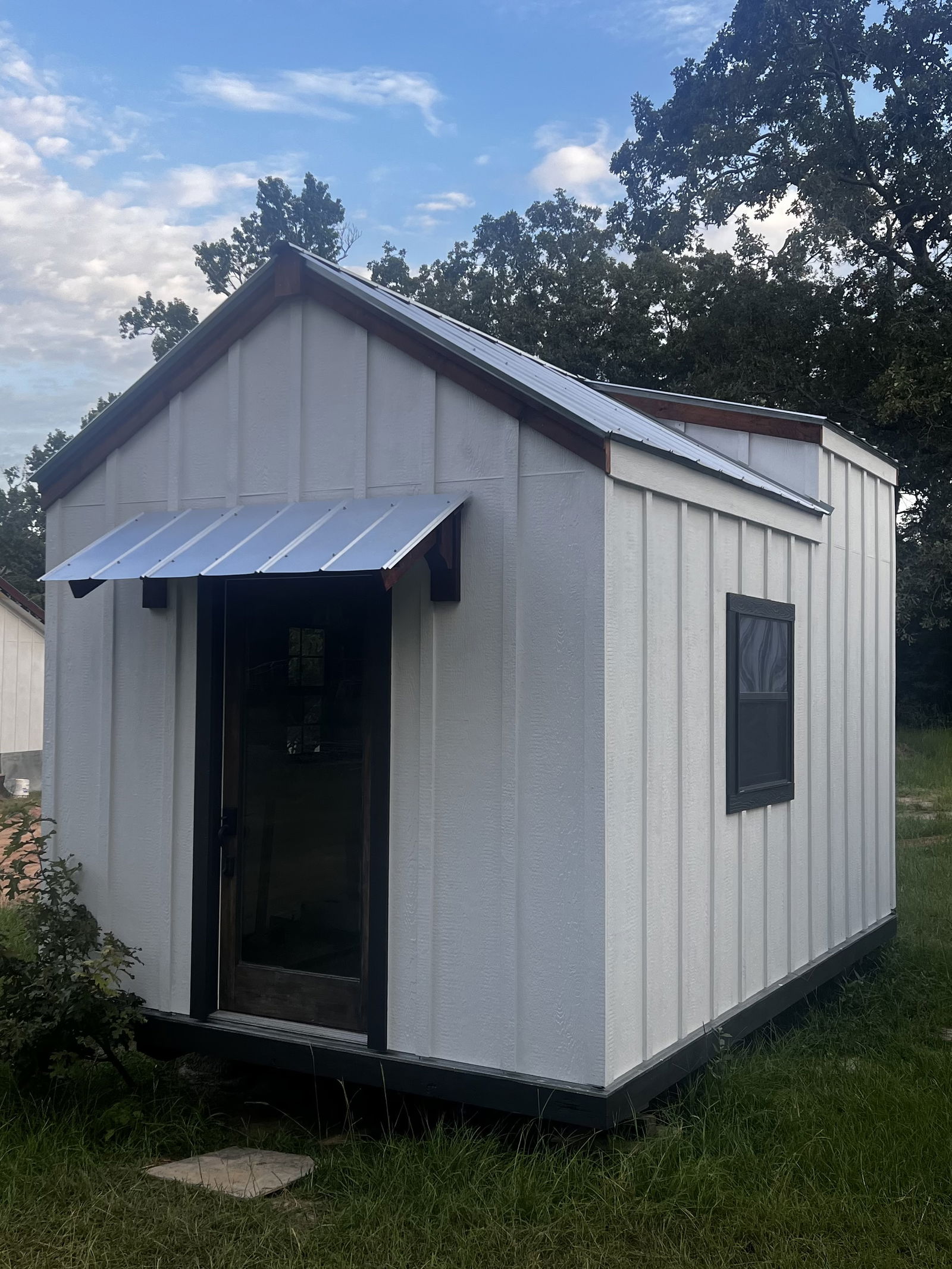 Mini cabin project  - 0 bed, 0 bath, 160 sqft in Buffalo, Texas