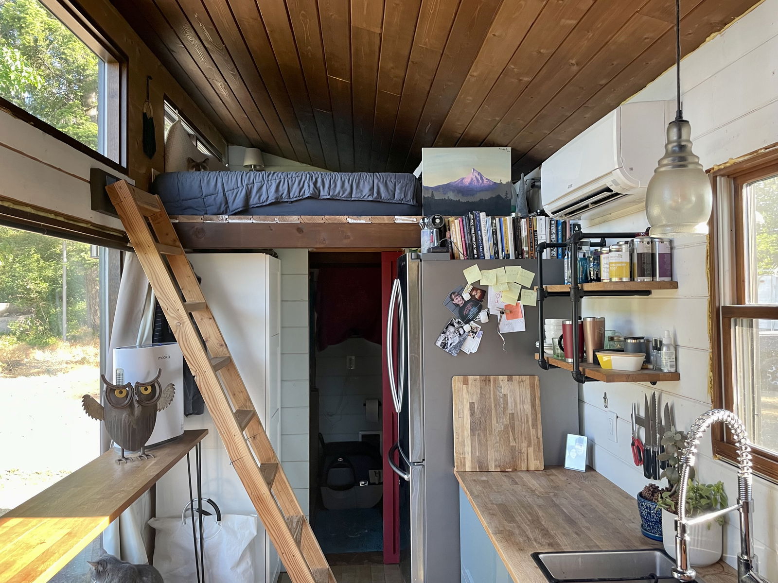 24” Tiny Home  - 0 bed, 1 bath, 192 sqft in Hood River, Oregon