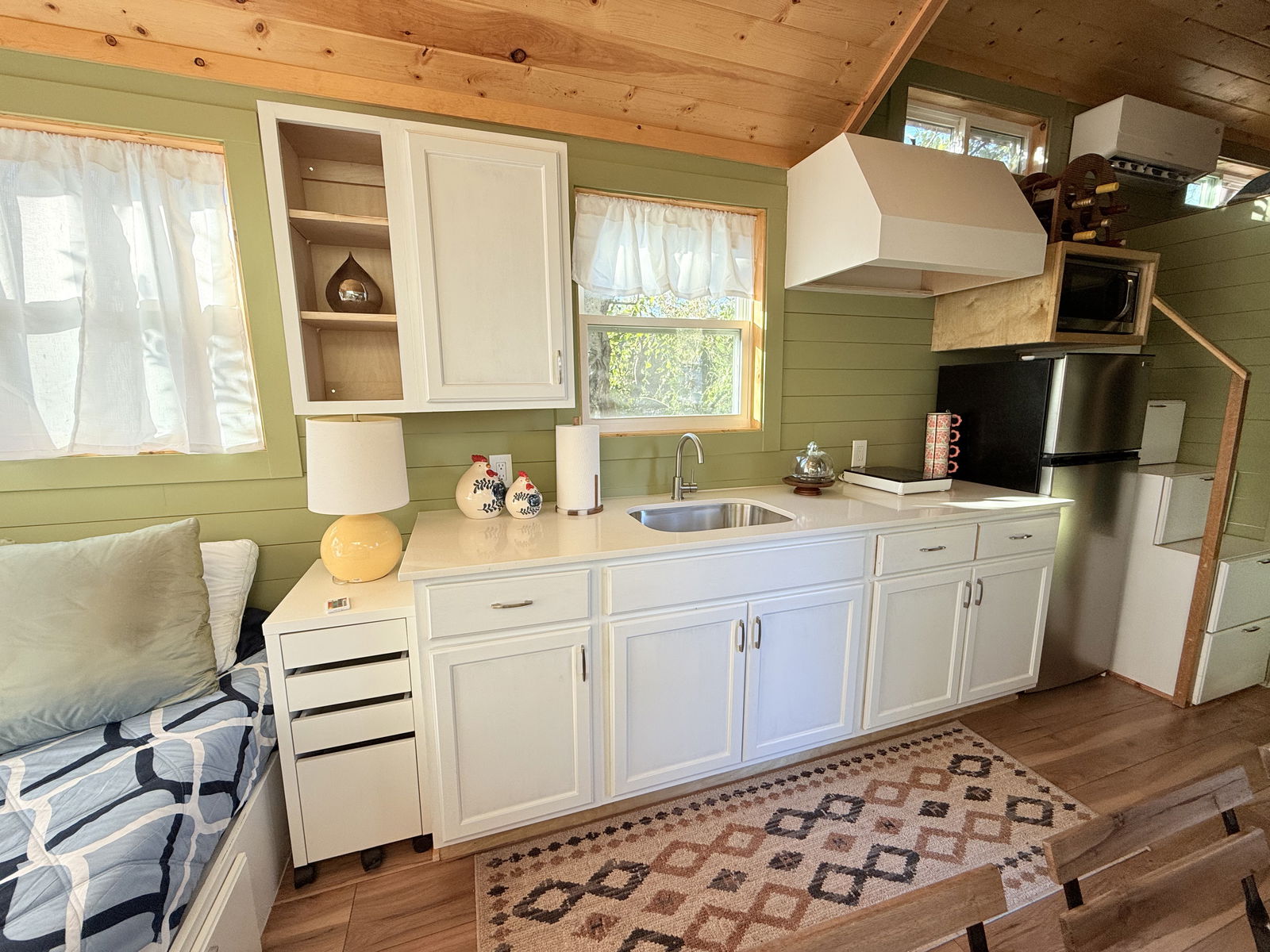 Beautiful 2024 Custom-Built Tiny Home – Off-Grid Ready! - 1 bed, 1 bath, 194 sqft in Denver, Colorado