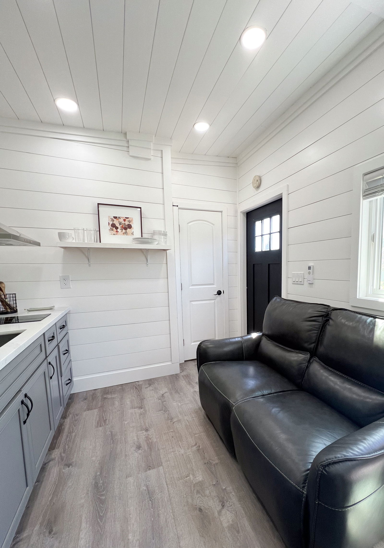 Tiny Home on Wheels - Ready to Go! (Reduced to 52K) - 0 bed, 1 bath, 225 sqft in Martinez, California