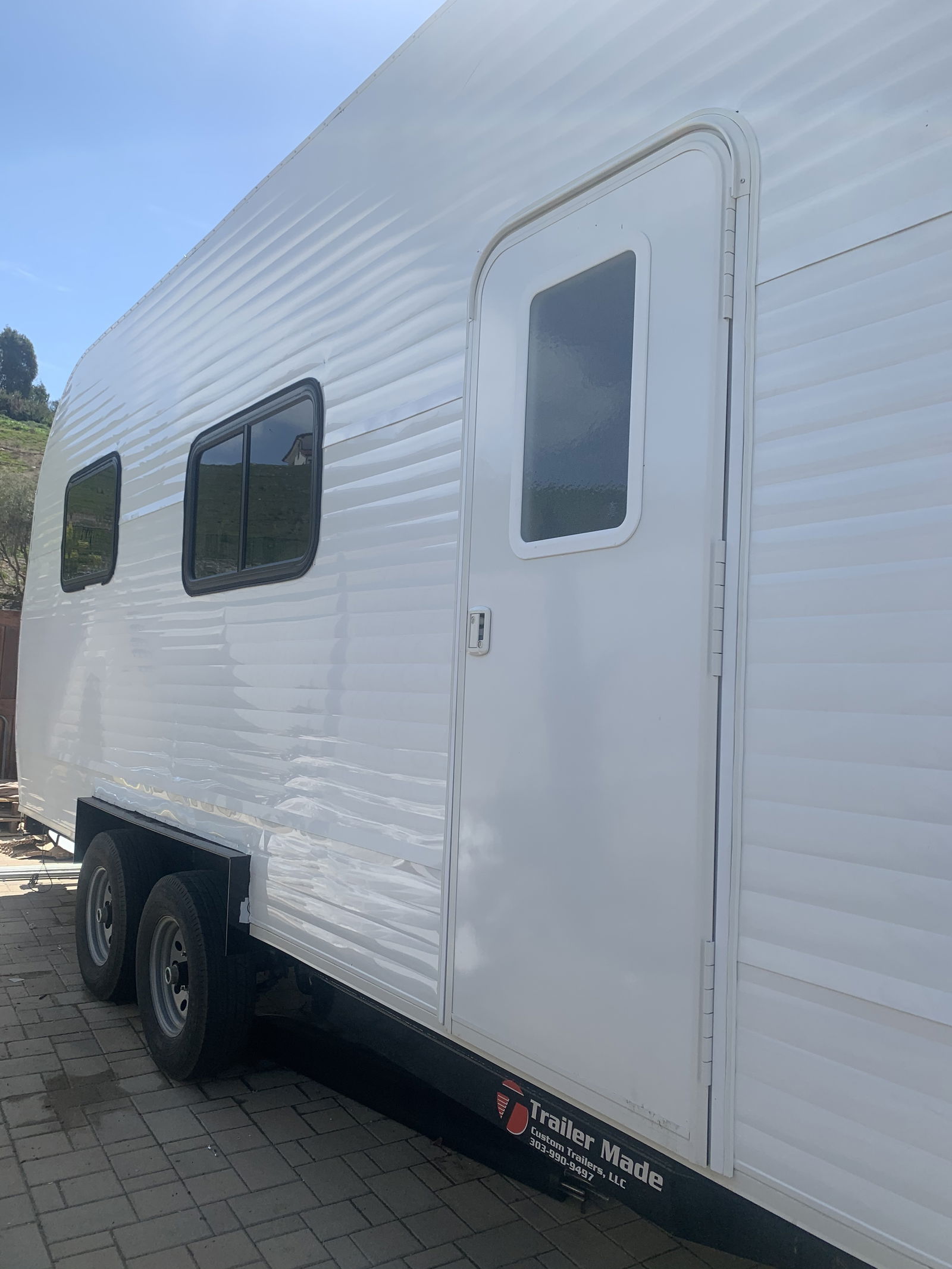 Tiny home shaped like vintage RV trailer - 1 bed, 1 bath, 176 sqft in San Diego, California