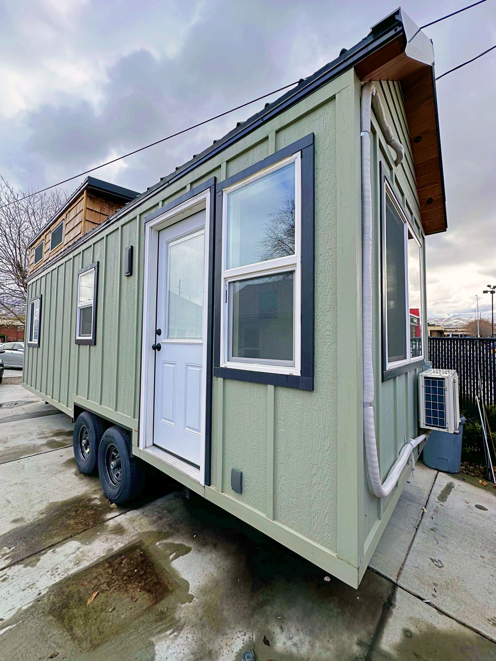 Custom Built Tiny Home on Wheels For Sale! - 1 bed, 1 bath, 280 sqft in Salt Lake City, Utah