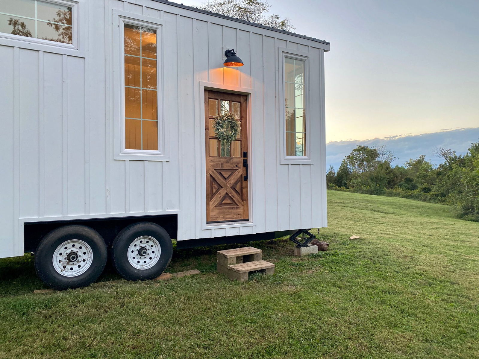 20' RVIA Certified "Dream Tiny" - 1 bed, 1 bath, 165 sqft in Winston Salem, North Carolina