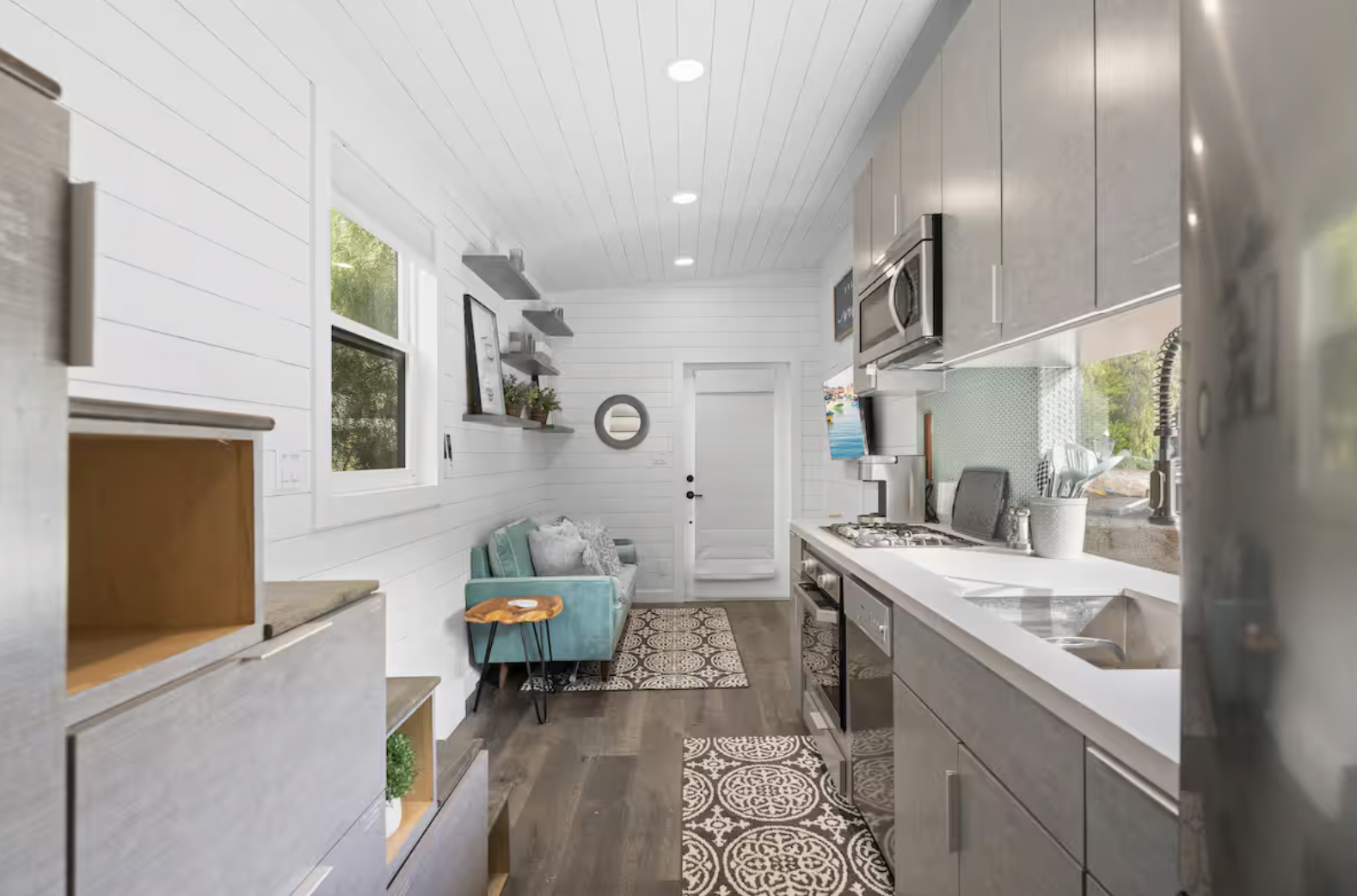30' THOW featured on TV Series - "The Hollywood" - 0 bed, 1 bath, 240 sqft in Temecula, California