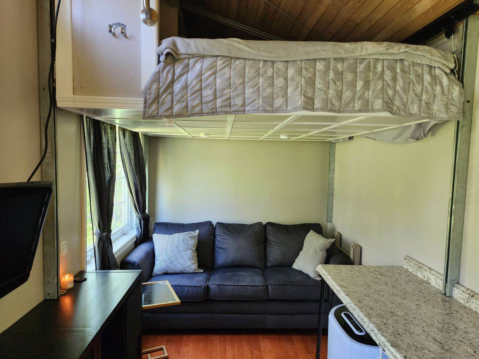 Elevator bed tiny home on wheels - 2 bed, 1 bath, 160 sqft in Carmel, Indiana