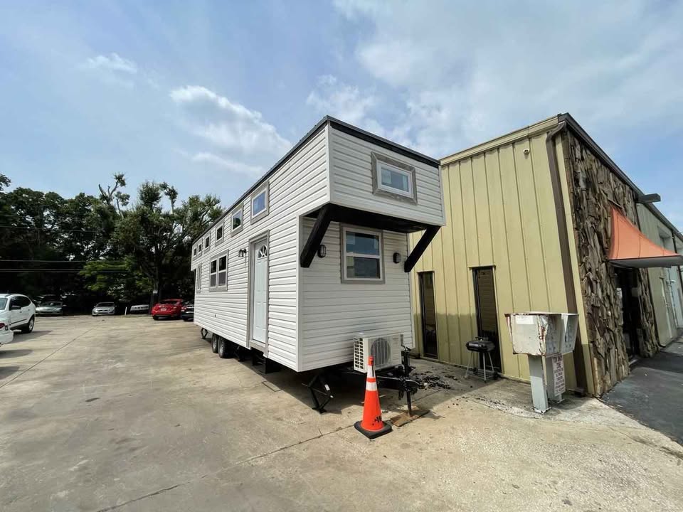 Beautiful Tiny Home with slide-out– Spacious, Move-In Ready - 0 bed, 1 bath, 360 sqft in Clearwater, Florida