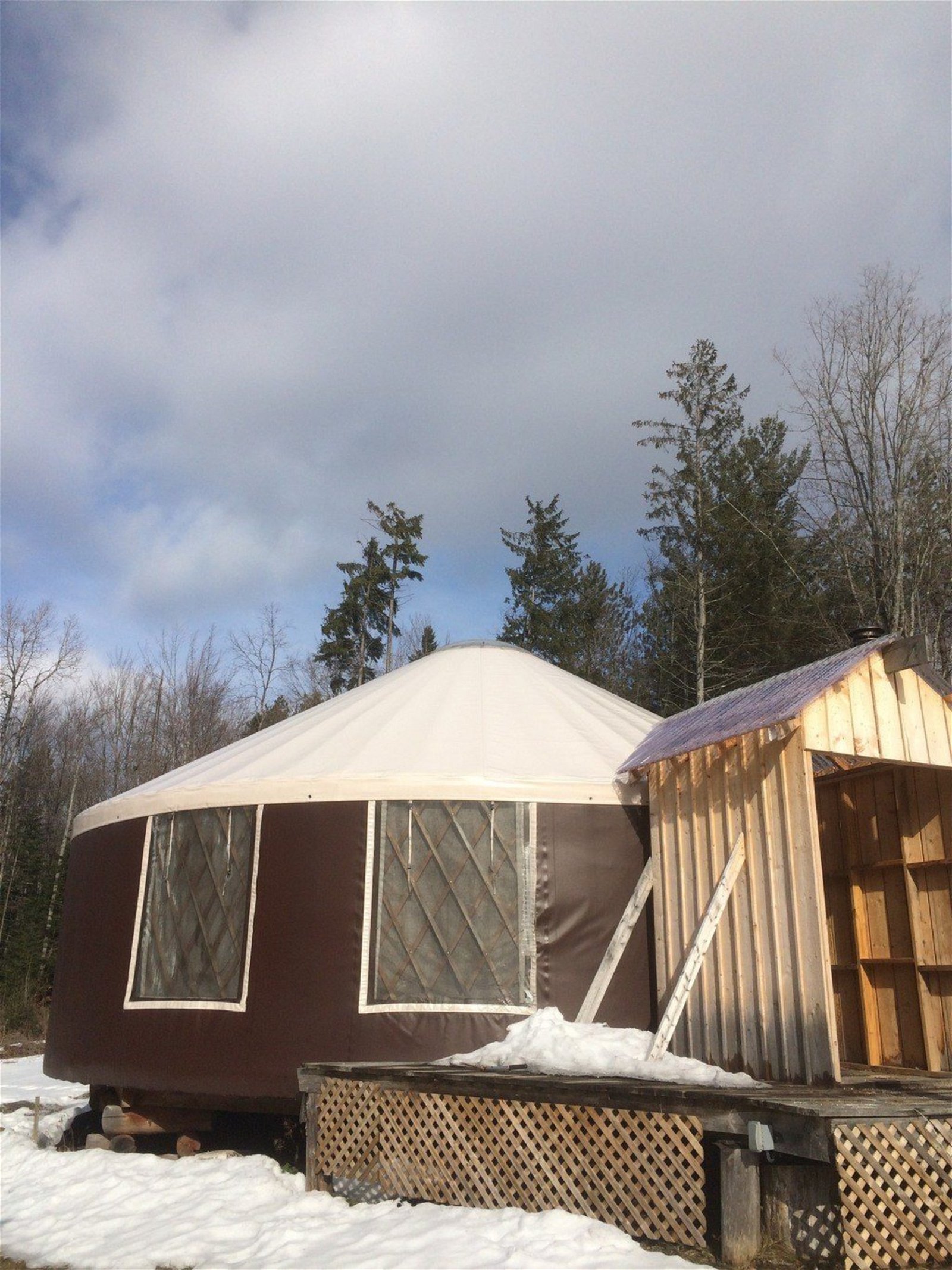 yurt for sale with land